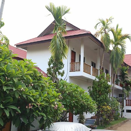 Palmhouse Hotel Mae Hong Son Luaran gambar