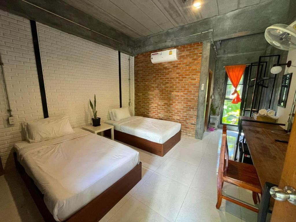 Palmhouse Hotel Mae Hong Son Luaran gambar