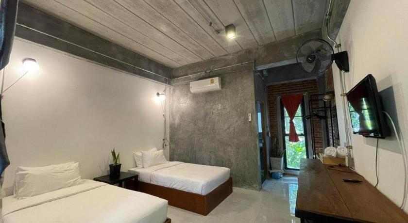 Palmhouse Hotel Mae Hong Son Luaran gambar